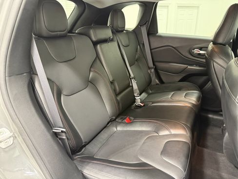 Used 2022 Jeep Cherokee Trailhawk w/ Sound & Nav Group image 36