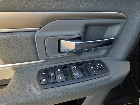 Used 2019 RAM 1500 Big Horn AWD/4WD image 13