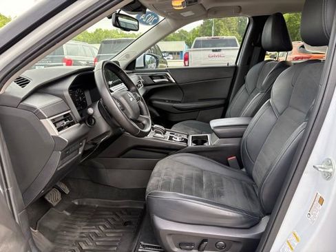 Used 2024 Mitsubishi Outlander SE AWD/4WD image 9