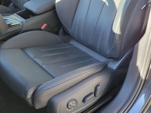 Used 2020 Audi A4 2.0T Premium image 16