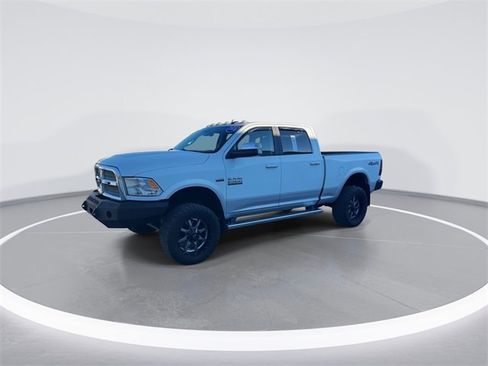 Used 2018 RAM 2500 Big Horn w/ Harvest Edition image 3