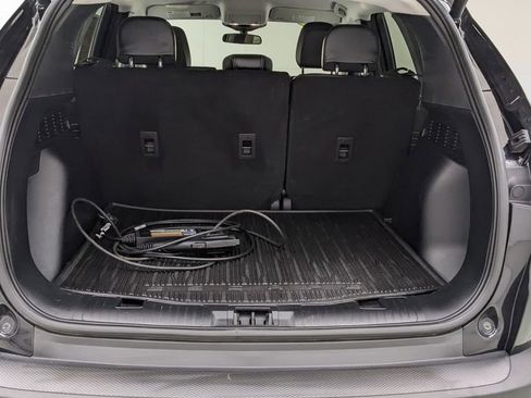 Certified 2025 Ford Escape SE w/ Class II Trailer Tow Package FWD image 7