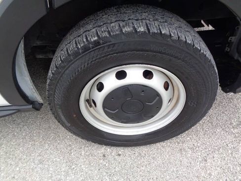 Used 2023 Ford Transit 250 Medium Roof RWD image 26