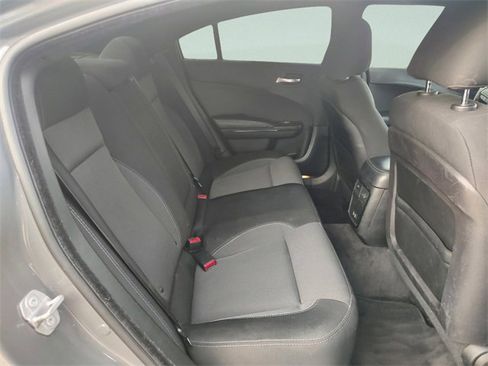Certified 2018 Dodge Charger SXT w/ Blacktop Package image 34
