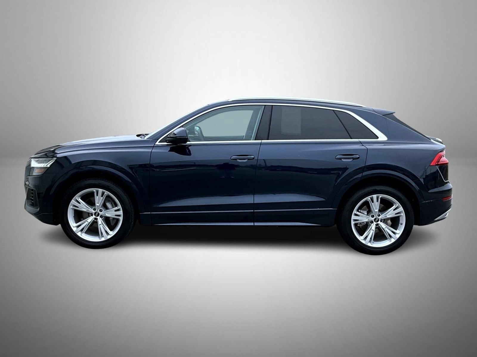 Used 2023 Audi Q8 Prestige AWD/4WD image 8