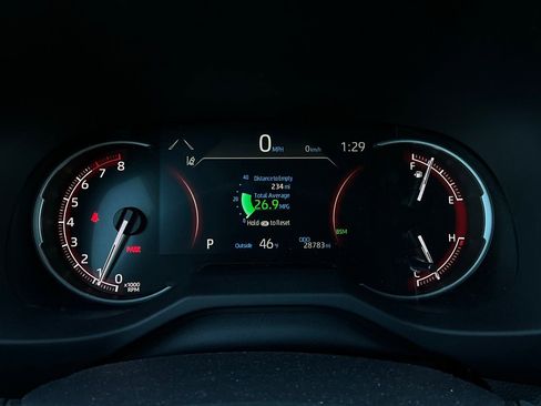 Used 2025 Toyota RAV4 XLE image 40