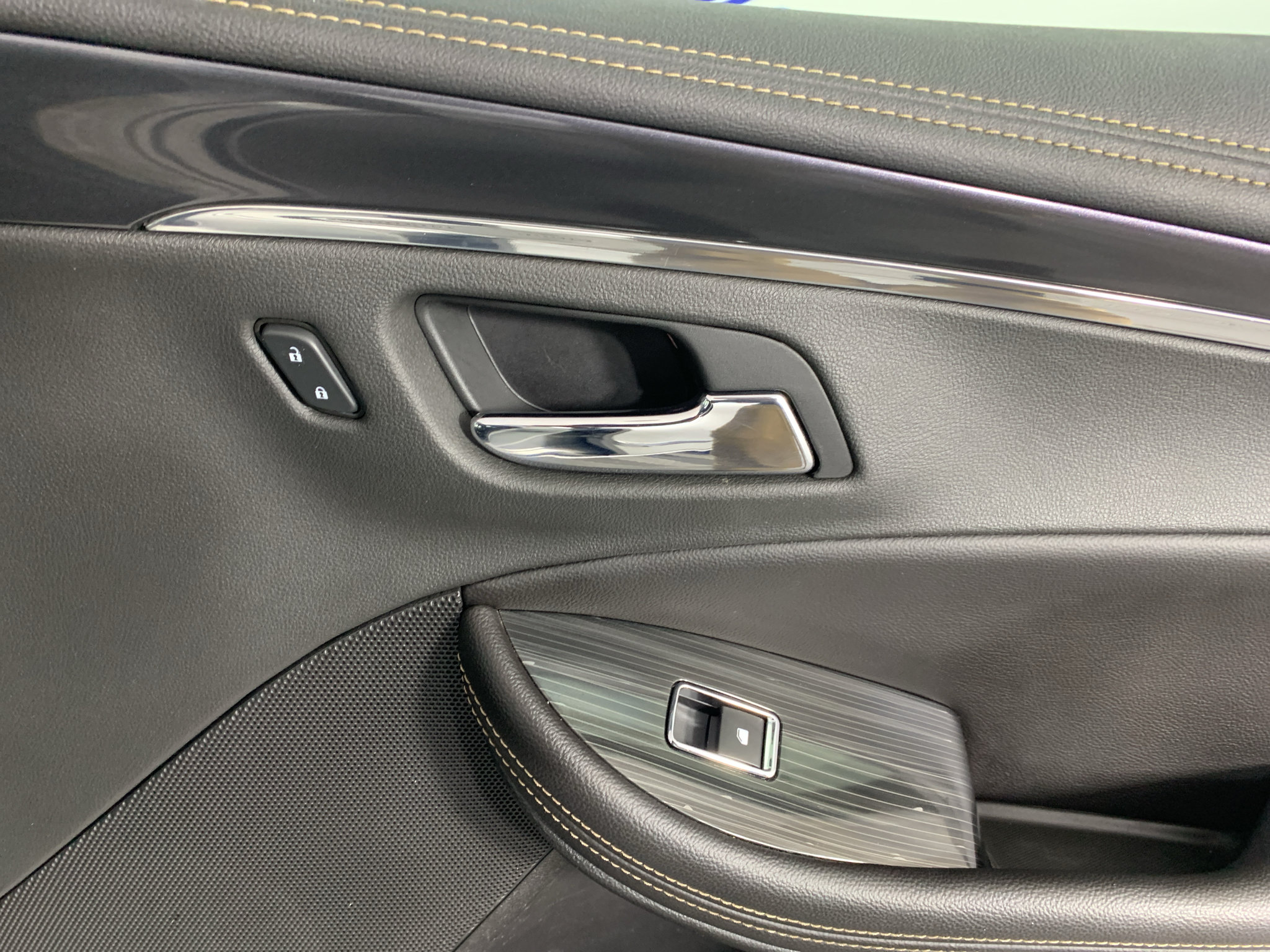 Used 2020 Chevrolet Impala Premier FWD image 35