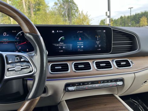 Used 2020 Mercedes-Benz GLE 350 4MATIC image 30