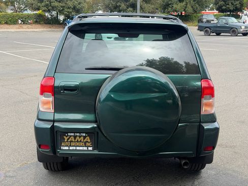 Used 2002 Toyota RAV4 4WD w/ "L" Pkg image 4