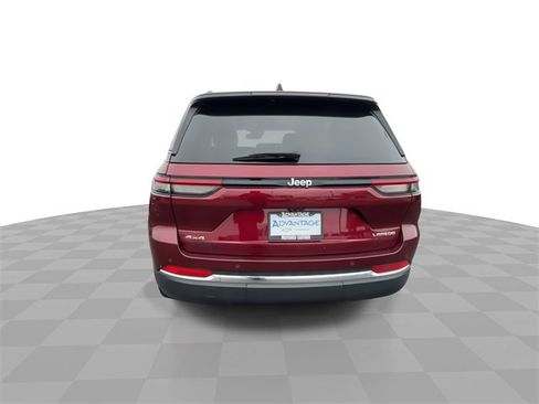 Used 2023 Jeep Grand Cherokee Laredo w/ Luxury Tech Group I image 7