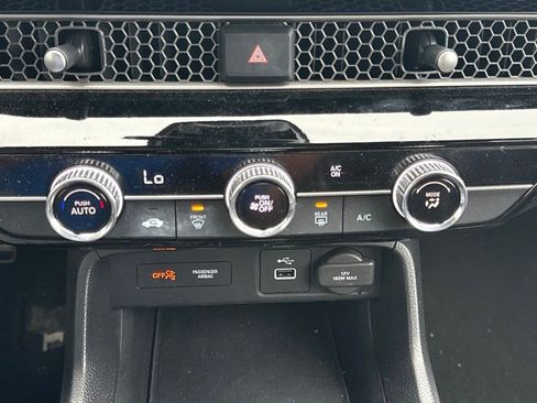 Used 2023 Honda Civic Sport image 19