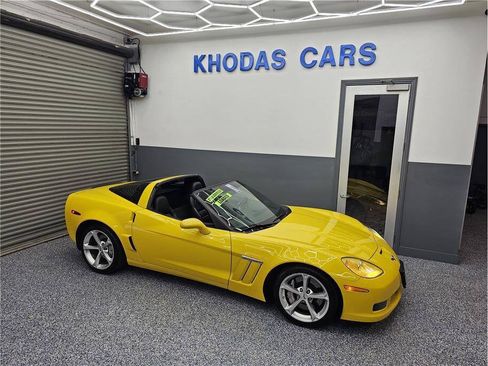 Used 2010 Chevrolet Corvette Grand Sport w/ Preferred Equipment Group RWD image 14
