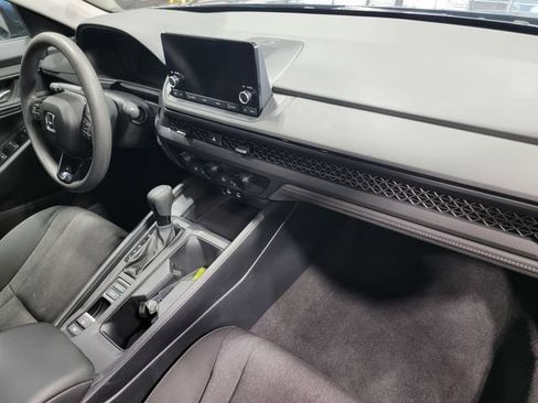 Certified 2023 Honda Accord EX image 16