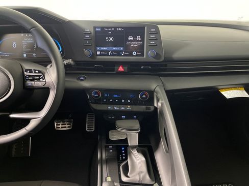New 2026 Hyundai Elantra Sport FWD image 16