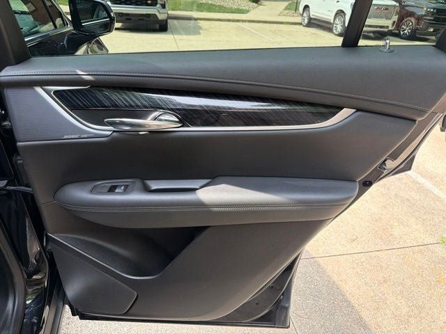 Used 2024 Cadillac XT6 Premium Luxury FWD image 25