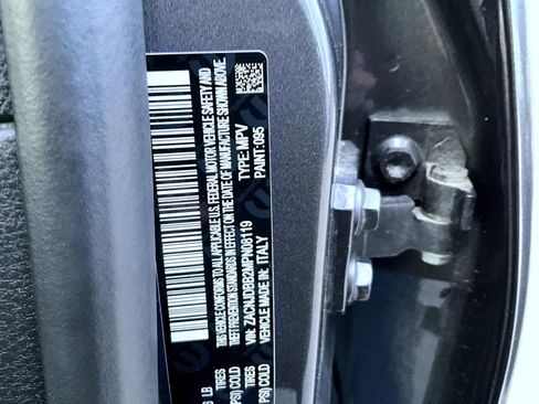 Used 2021 Jeep Renegade Latitude image 25