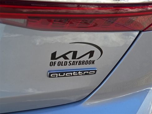 Used 2020 Audi A6 2.0T Premium w/ Convenience Package image 29