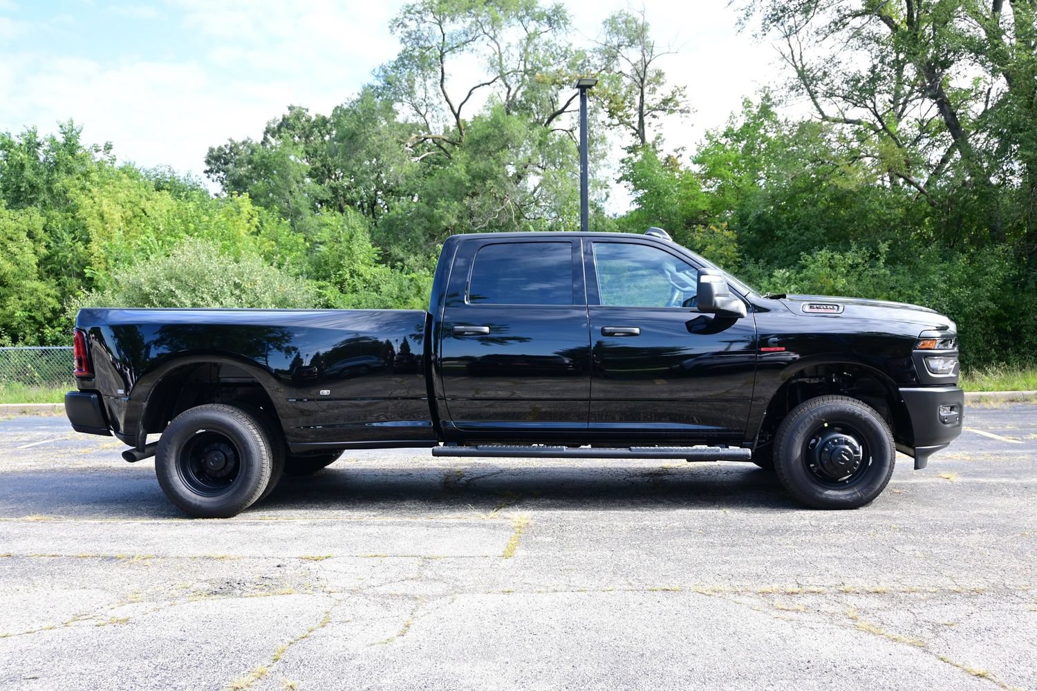 New 2027 RAM 3500 Tradesman AWD/4WD image 22