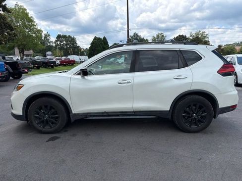 Used 2017 Nissan Rogue SV w/ Midnight Edition FWD image 5