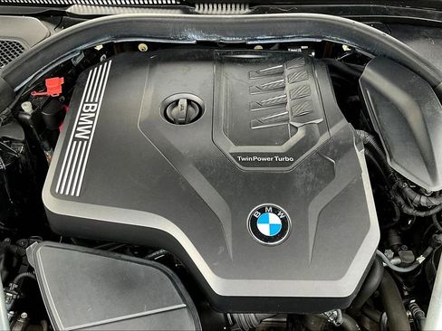 Used 2021 BMW 530i w/ Premium Package RWD image 30