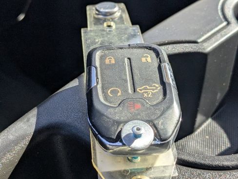 Used 2020 Chevrolet Silverado 1500 LT w/ All-Star Edition image 22