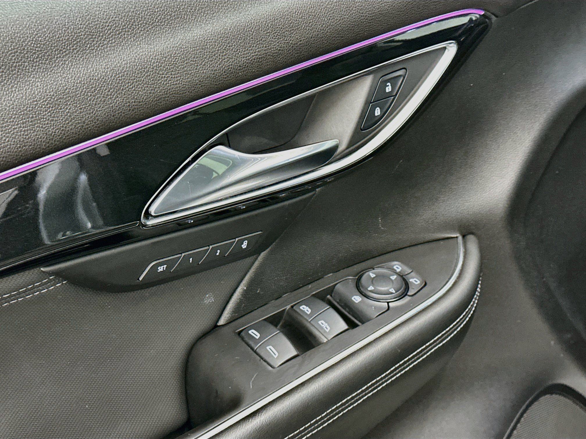Used 2024 Buick Envision Preferred AWD/4WD image 15