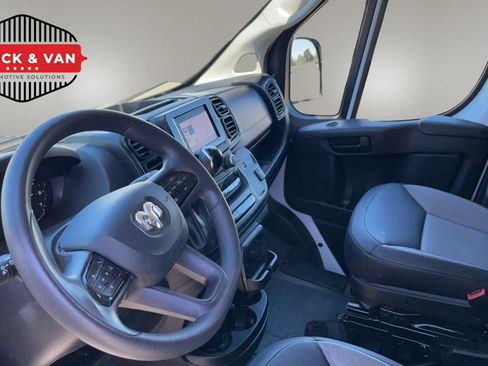 Used 2025 RAM ProMaster 2500 w/ Convenience Group FWD image 27