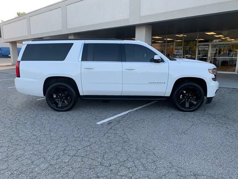 Used 2017 Chevrolet Suburban LS AWD/4WD image 6