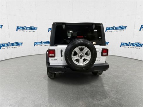 Used 2019 Jeep Wrangler Unlimited Sport S image 9