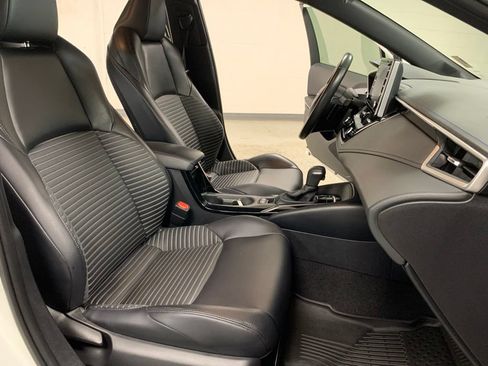Used 2020 Toyota Corolla XSE FWD image 9