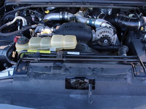 Used 2001 Ford F350 XLT image 9