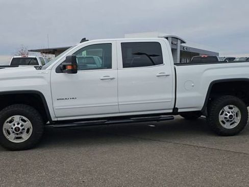 Used 2017 GMC Sierra 2500 SLE image 5