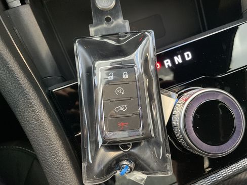 Certified 2025 Jeep Grand Cherokee Laredo X w/ Luxury Tech Group I RWD image 39