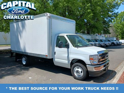 New 2027 Ford E-350 and Econoline 350 Super Duty w/ Power Equipment Group RWD image 5