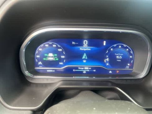 Used 2023 Chevrolet Tahoe LT image 2