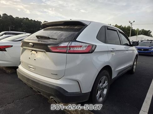 Used 2020 Ford Edge SE FWD image 4