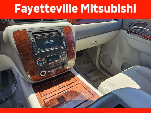 Used 2010 Chevrolet Tahoe LTZ AWD/4WD image 21