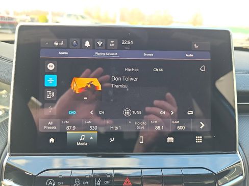 New 2026 Jeep Compass Latitude image 22