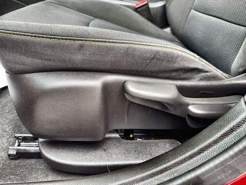 Used 2018 Chevrolet Cruze LS image 20