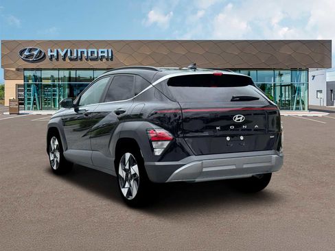 New 2026 Hyundai Kona Limited FWD image 5