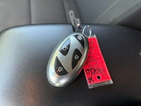Used 2024 Hyundai Kona SEL AWD/4WD image 45