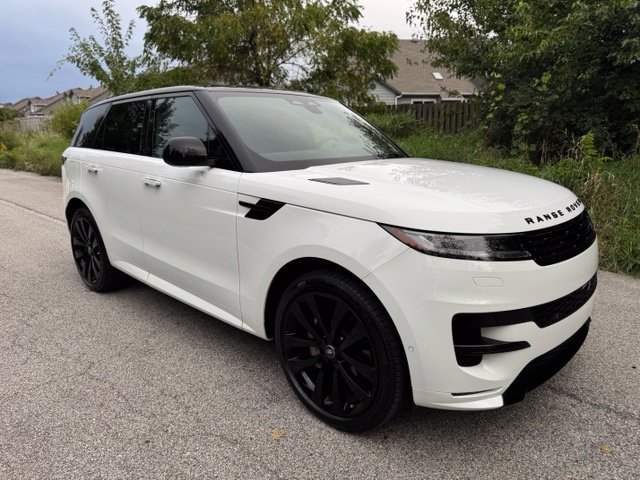 Used 2025 Land Rover Range Rover Sport Dynamic SE AWD/4WD image 4