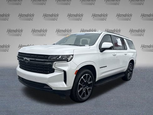 Used 2022 Chevrolet Suburban RST w/ Sport Performance Package image 8