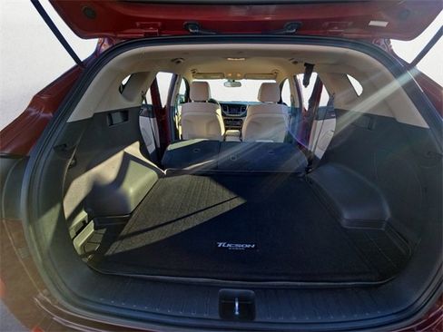 Used 2017 Hyundai Tucson SE image 19