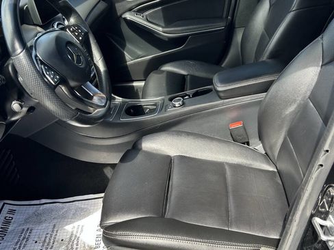 Used 2019 Mercedes-Benz GLA 250 image 16