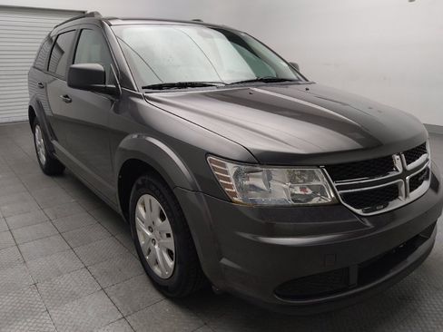 Used 2018 Dodge Journey SE w/ Connectivity Group FWD image 13