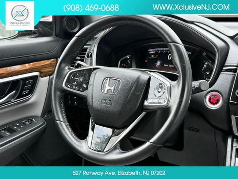 Used 2018 Honda CR-V Touring image 11