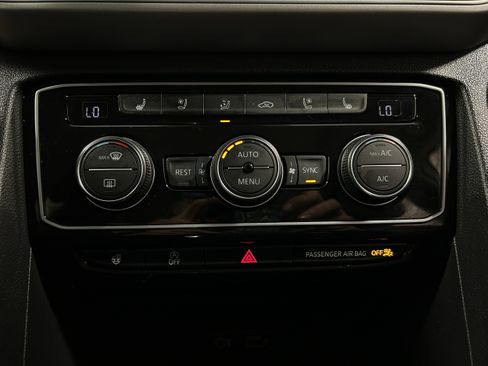 Used 2019 Volkswagen Atlas SEL Premium AWD/4WD image 10