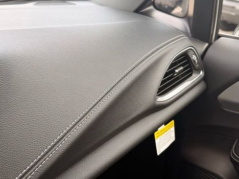 New 2026 Chrysler Pacifica Limited FWD image 23