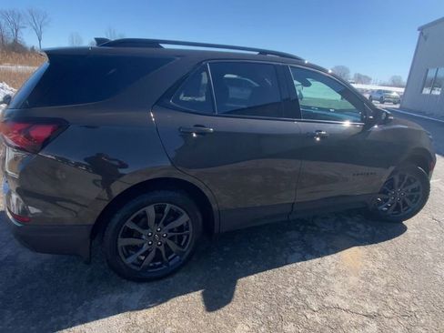 Used 2023 Chevrolet Equinox RS image 8